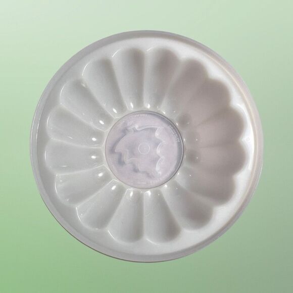 Vintage Tupperware 3 PC Jello Mold Christmas Tree 8” - Picture 2 of 6